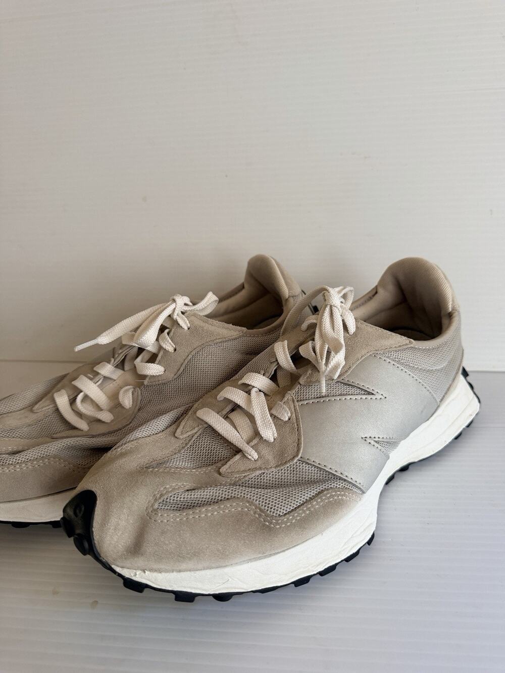 New Balance 327 Gray Men's Size 13 Running Walking Sneaker